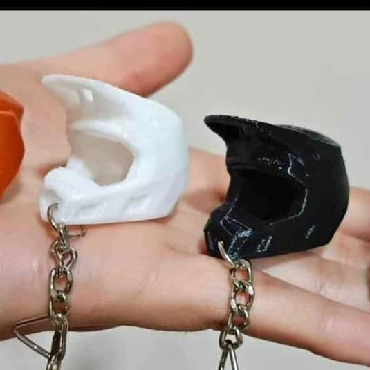 مدل سه بعدی کلاه ایمنی