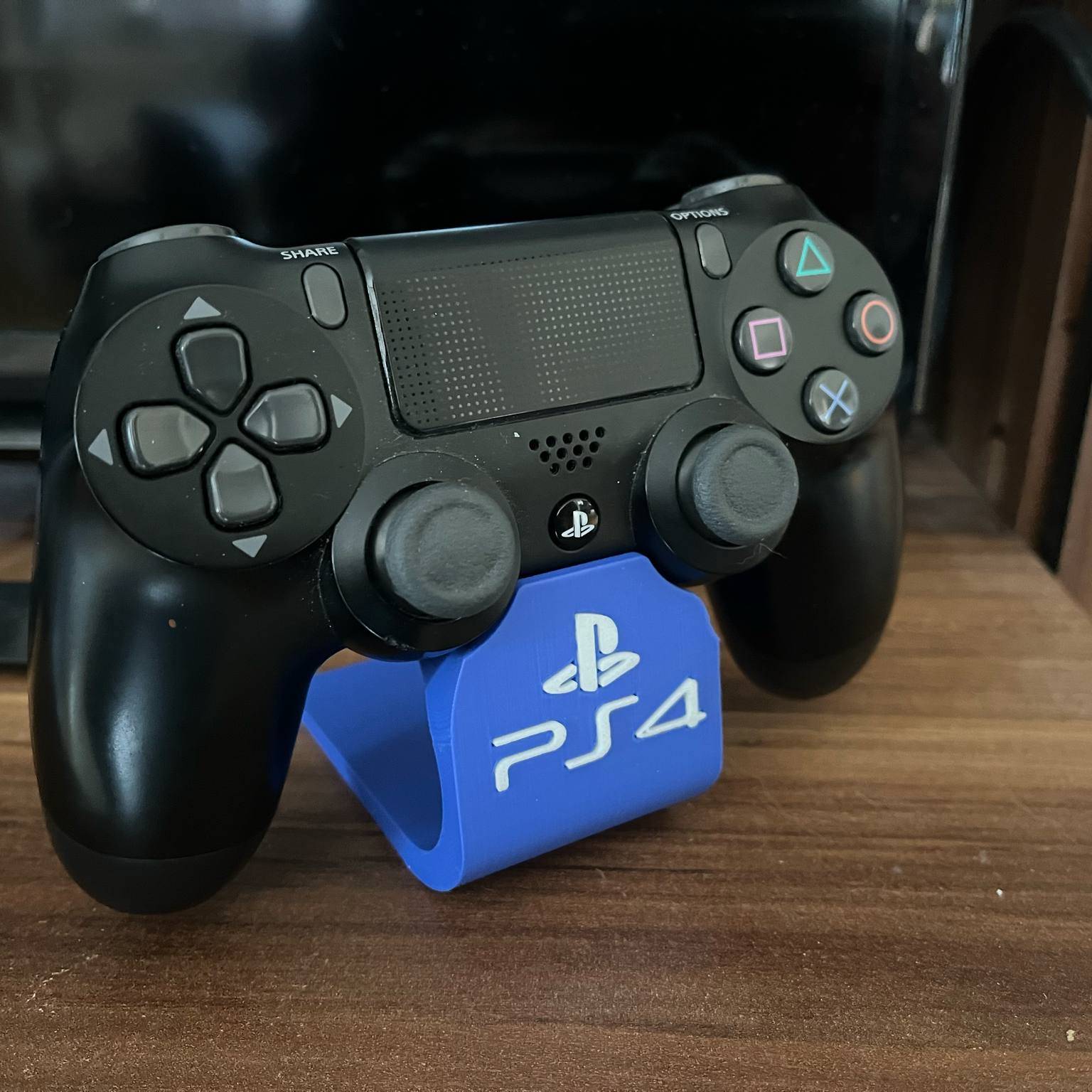 پایه برای Playstation 4 و کنترلر PS4